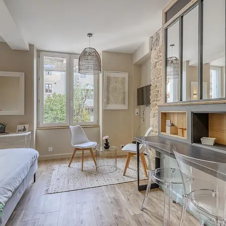 Charme & Confort - Equipe, Au Coeur De Appartement *