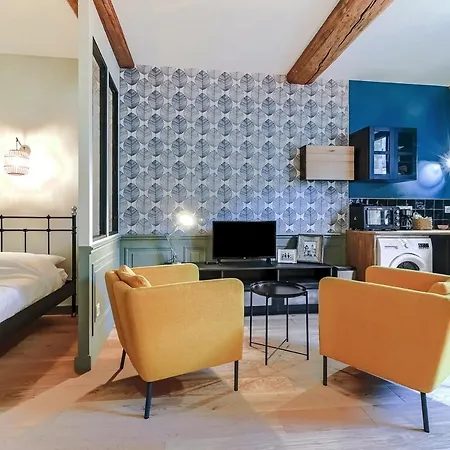 Charme & Confort - Equipe, Au Coeur De Appartement